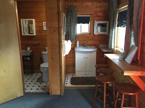 Bathroom - Earthsong Lodge - Two Bedroom Cabin (Healy)