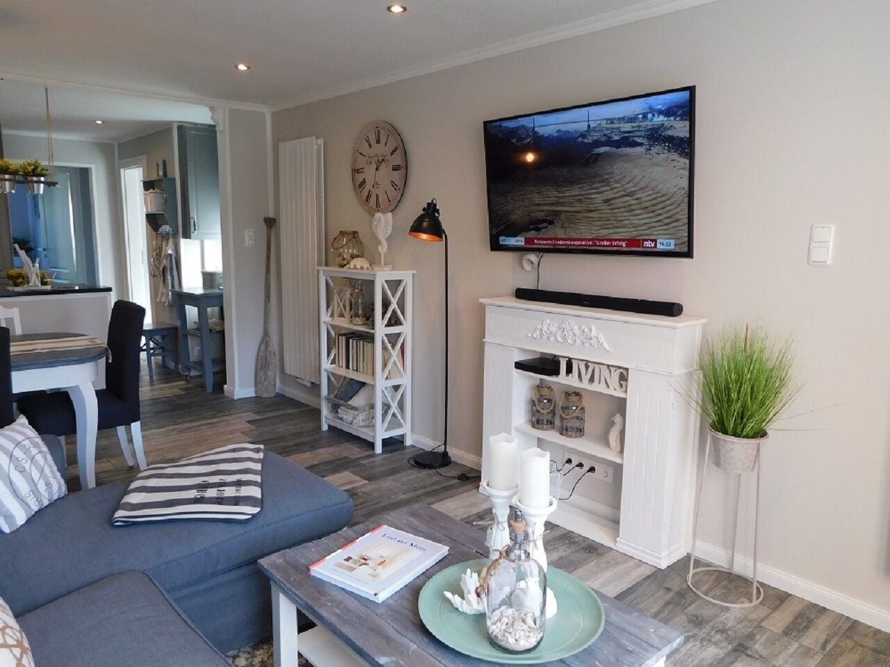 Smart TV, DVD player, books