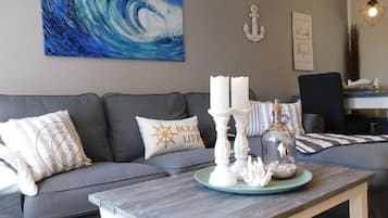 Smart TV, lettore DVD, libri