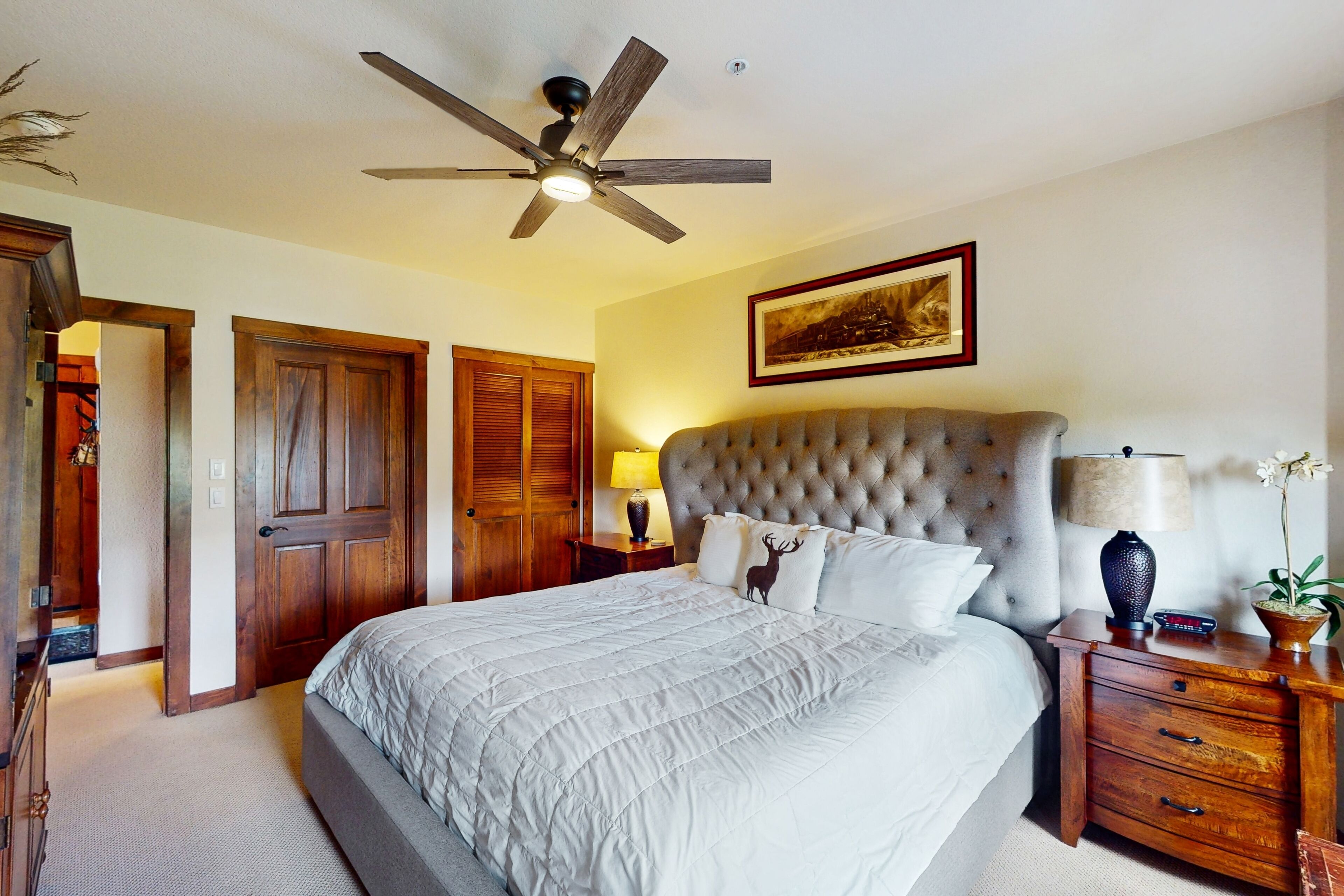 1 bedroom, iron/ironing board, internet, bed sheets