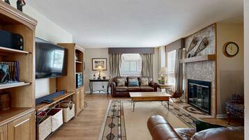 TV, fireplace, DVD player