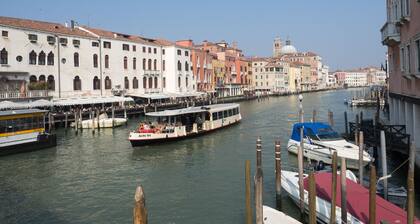 Lovely, Spacious Apartment in the Centre of Venice,