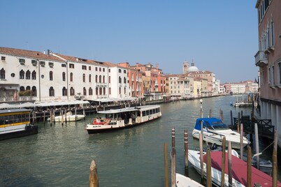 Lovely, Spacious Apartment in the Centre of Venice,