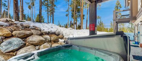 Bain à remous extérieur