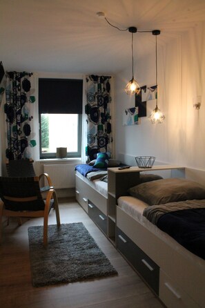 3 bedrooms, in-room safe, iron/ironing board, free WiFi