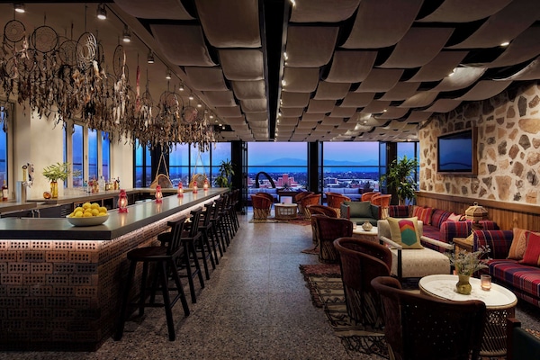 Se sirven desayunos y almuerzos