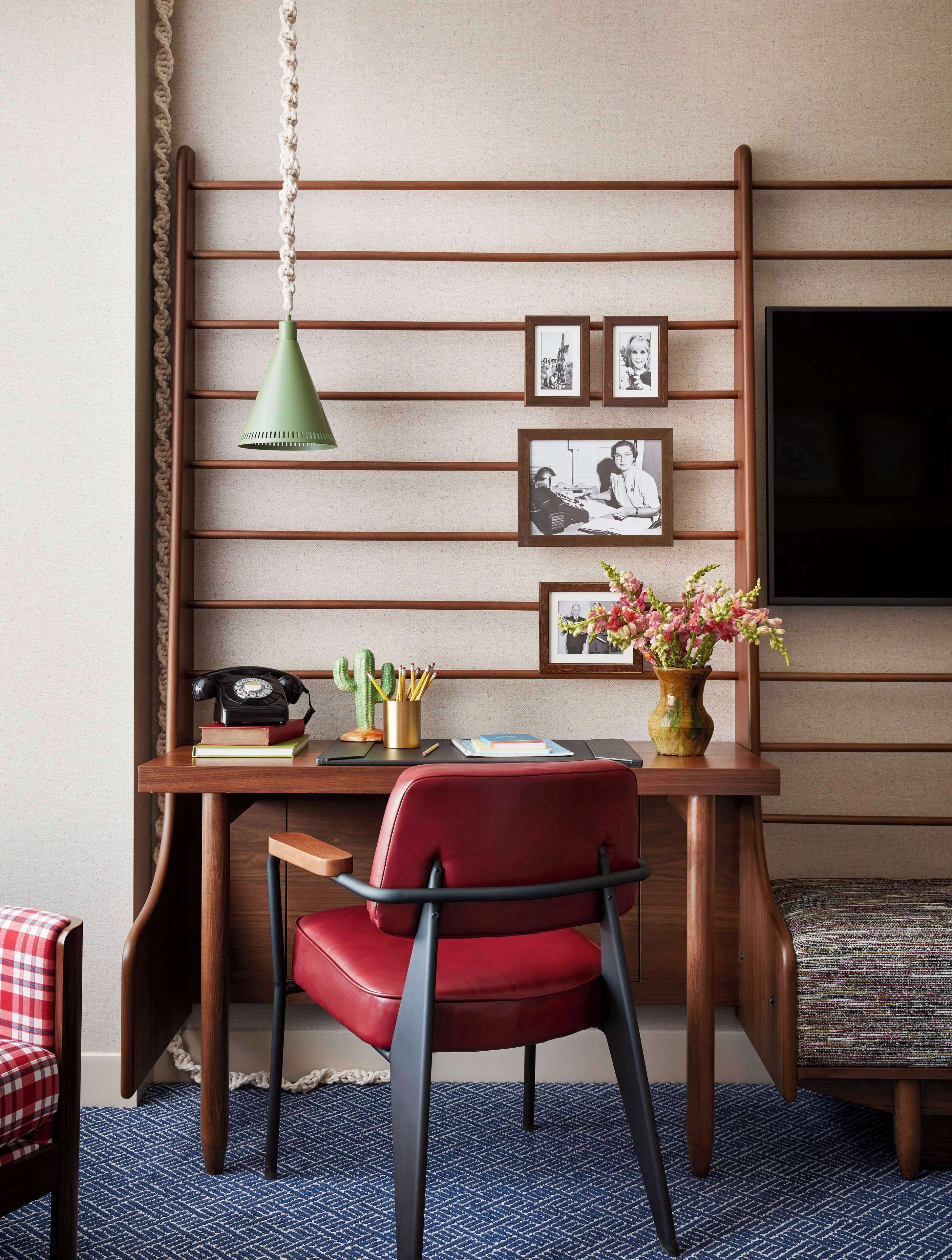 in-room safe, individually decorated, individually furnished, desk