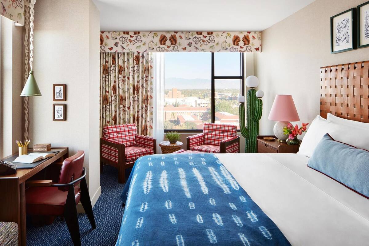 In-room safe, desk, laptop workspace, blackout drapes