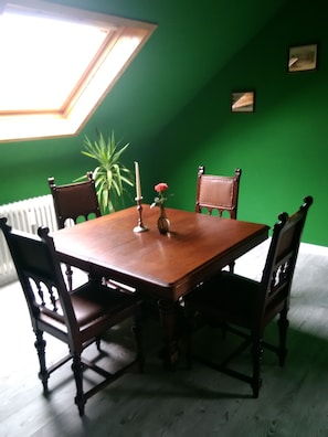 Dining - Ferienwohnung Albert, 2 Schlafzimmer, 90 Quadratmeter (Hauenstein)