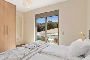 2 bedrooms, iron/ironing board, free WiFi, bed sheets - Brand new maisonete 250 meters from the sandy beach  (Almyrida)