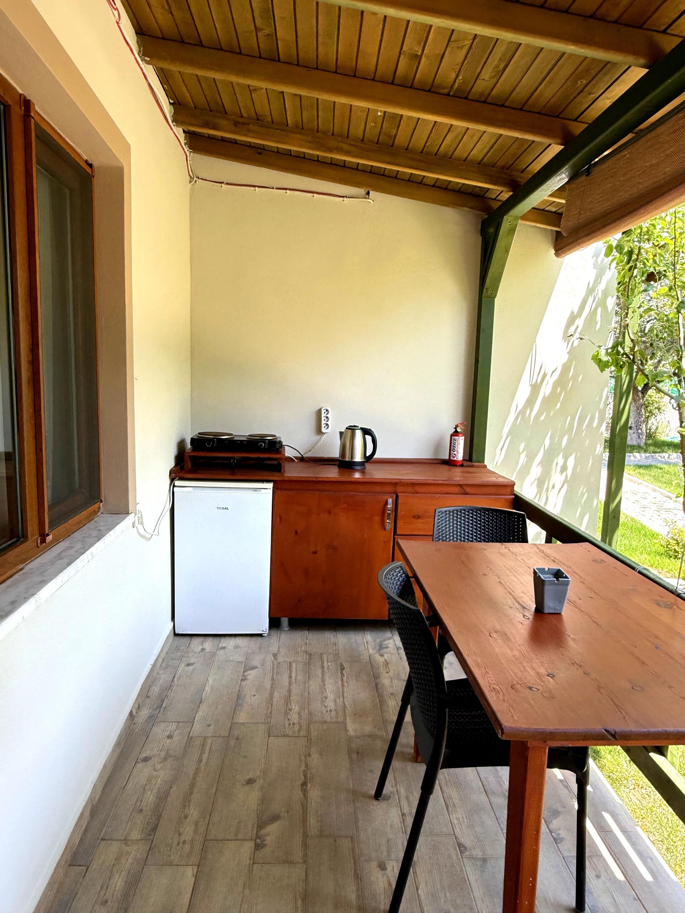 Standard Triple Room, Non Smoking, Courtyard View | Terrace/patio