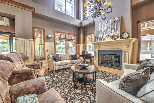 TV, fireplace, DVD player