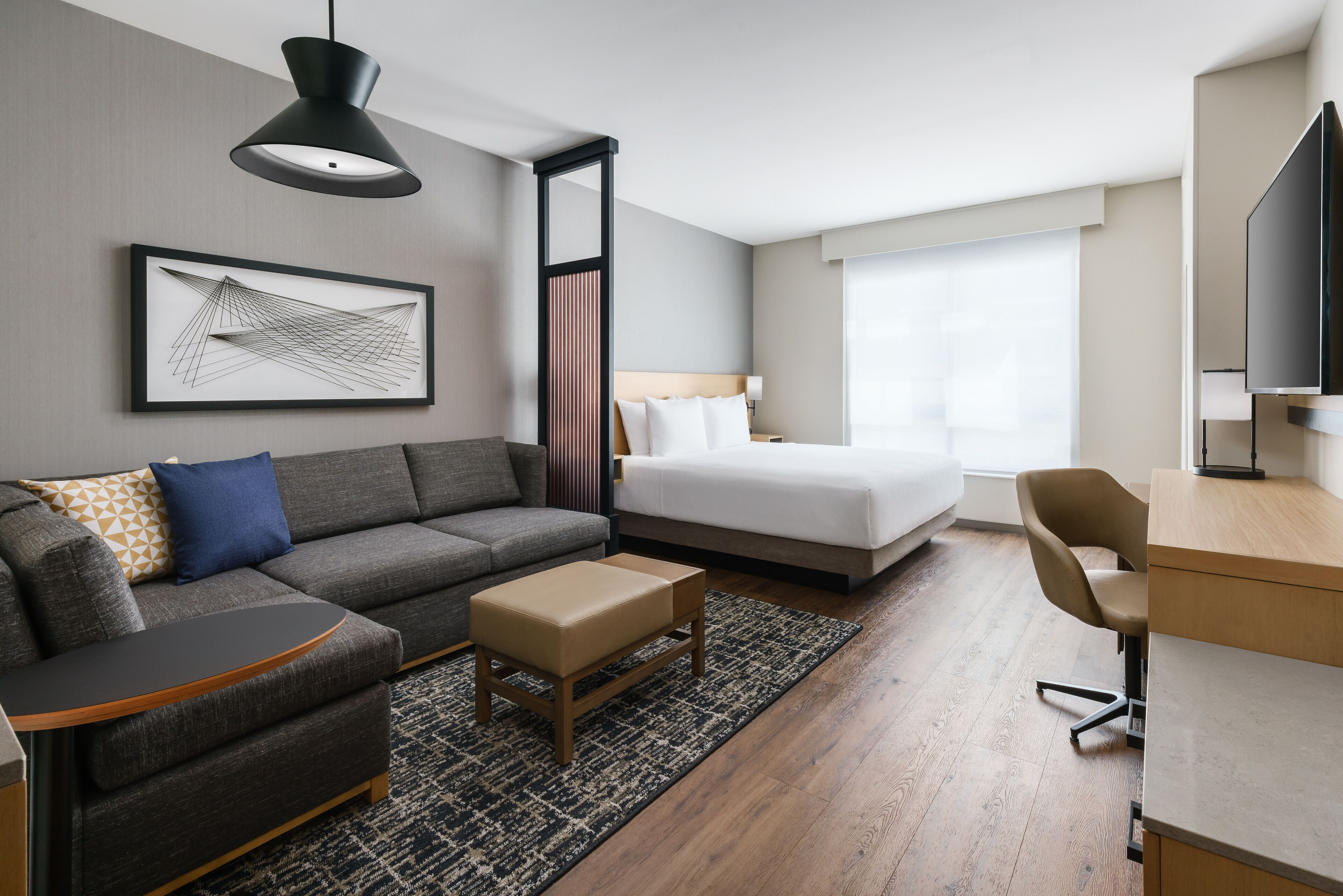 Literie de qualité supérieure, surmatelas, bureau