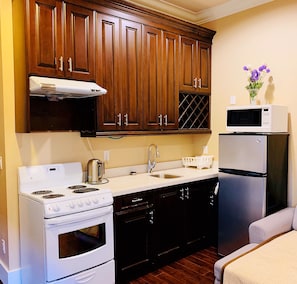 Basic Room | Living area - kelly garden (Richmond)