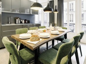 Botón de imagen sin clasificar, 2 de 24