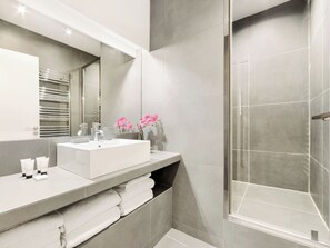 Botón de imagen sin clasificar, 4 de 24