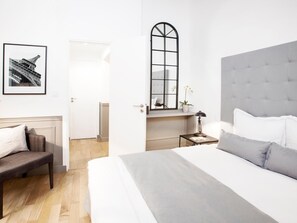 2 Schlafzimmer, Schreibtisch, Bügeleisen/Bügelbrett, kostenloses WLAN