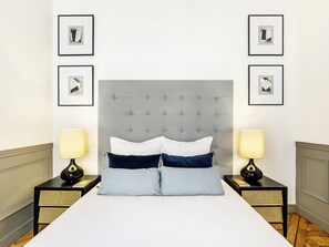 2 bedrooms, desk, iron/ironing board, WiFi (free)