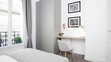 2 Schlafzimmer, Schreibtisch, Bügeleisen/Bügelbrett, kostenloses WLAN