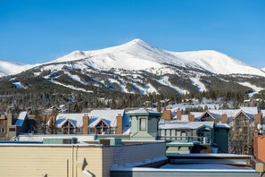 Exterior - Riverfront studio with mtn view, balcony, & fireplace (Breckenridge)