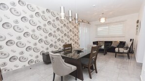 Apartment, 2 Bedrooms | In-room dining