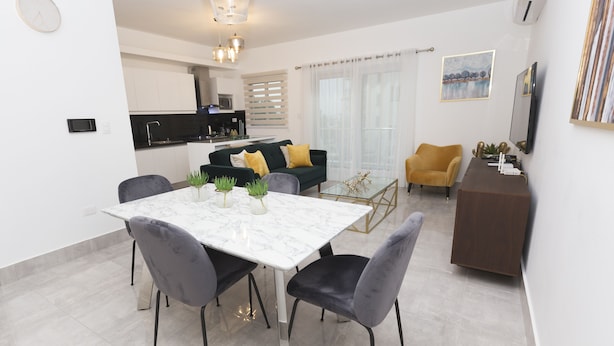 Appartement, 2 chambres | Restauration dans la chambre