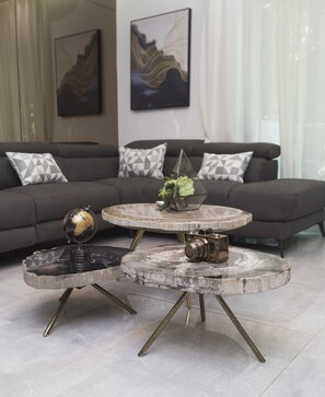Luxury-Apartment | Wohnzimmer | Flachbildfernseher