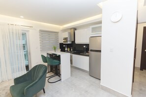 Luxury-Apartment | Eigene Küche | Kühlschrank, Mikrowelle, Ofen, Herdplatte