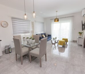 Comfort Apartment | In-room dining - Soha suites II D10 (Santiago de los Caballeros)