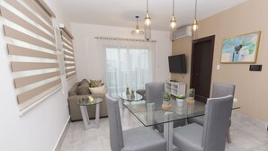 Comfort Apartment | In-room dining - Soha suites II D12 (Santiago de los Caballeros)