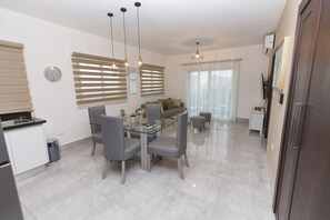 Comfort Apartment | In-room dining