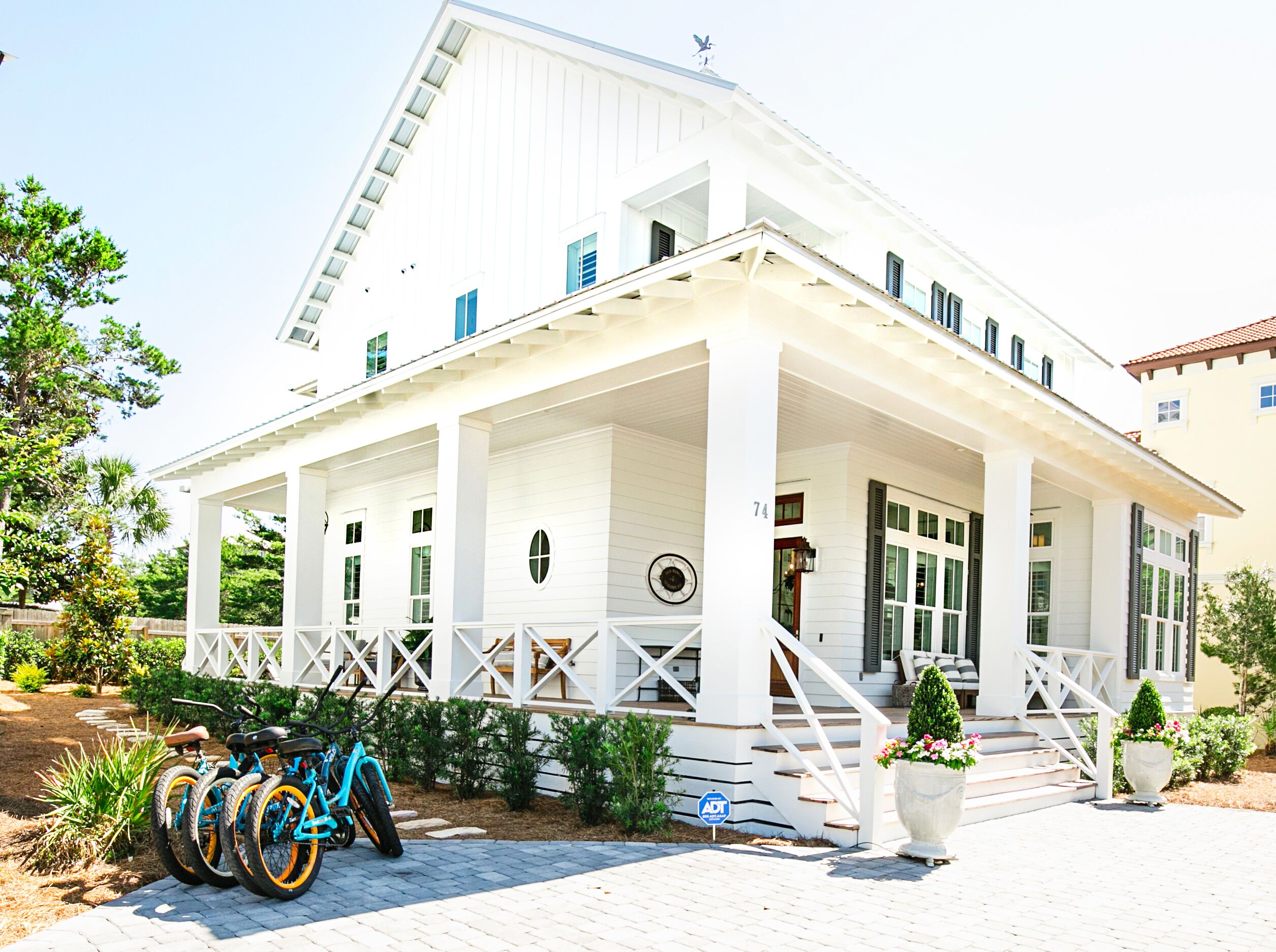 5 Min to Beach! 4 Bikes! Heated Community Pool! Seagrove 30A "White Magnolia"