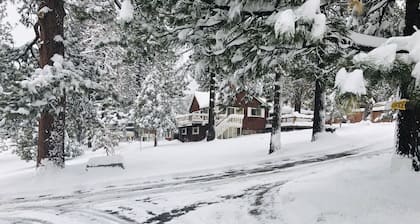 Mountain View Cabins