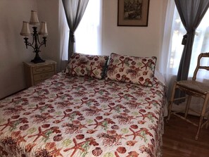 1 bedroom, free WiFi, bed sheets - Cozy Apartment on Cape Cod MA (Mashpee)
