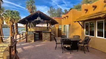 Restauration extérieure