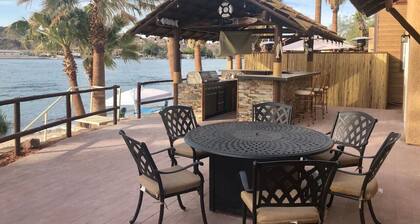 The Beachfront Villa 13