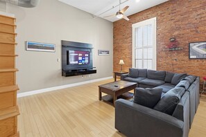 Télévision, espaces bureaux