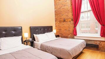 4 bedrooms, iron/ironing board, WiFi