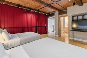 Luokittelematon kuva, 4 kautta 32, painike