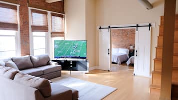 4 makuuhuonetta, silitysrauta/-lauta, Wi-Fi, vuodevaatteet