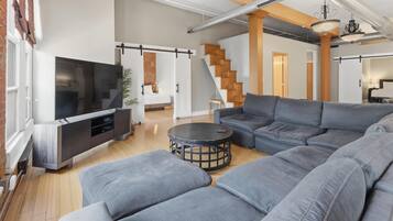 Televisión y oficina