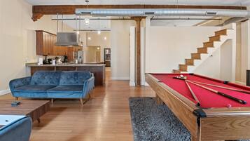 Televisión y oficina