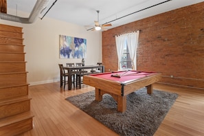 Spielezimmer