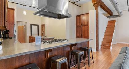 Top Floor Loft in Downtown Indianapolis!!!