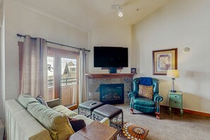 TV, fireplace, DVD player