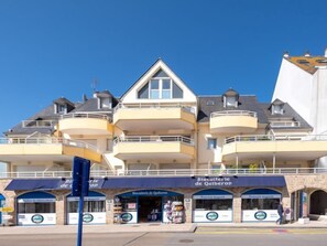 Exterior - Résidence Le Hoche by Interhome (Quiberon)