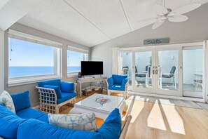 Smart TV - Stunning Penthouse Condo-Amazing Views-Shipwatch of Omni Resorts! (Fernandina Beach)