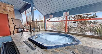 Charming 333-Sq.Ft Studio w/ Hot Tub, Pool, Gym & Sauna Access