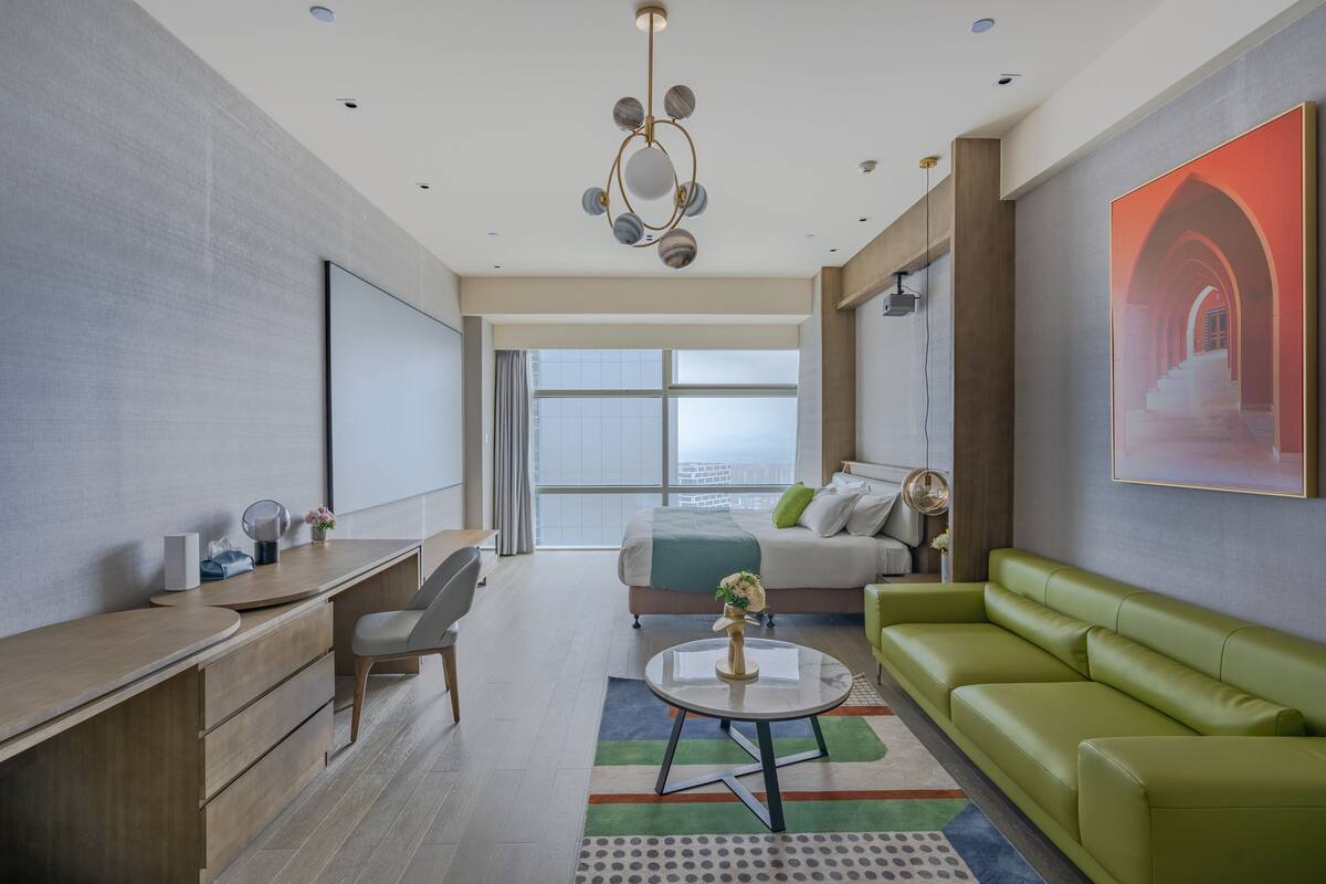 ห้องลักซ์ชัวรี่สวีท | โต๊ะทำงาน, พื้นที่ทำงานแบบใช้แล็ปท็อป, Wi-Fi ฟรี