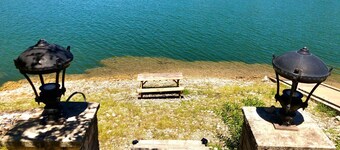 COWBOY CABIN with Lake Access & Views - perfect for a weekend getaway